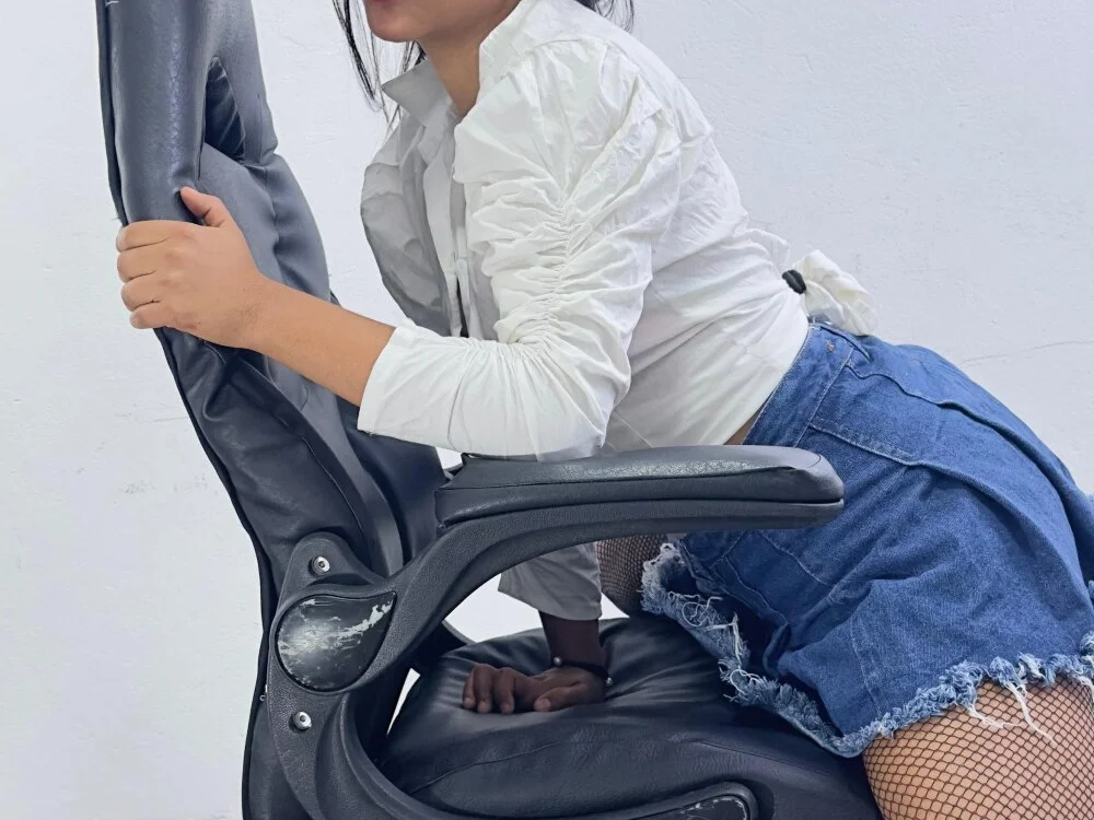 Megaan__foxxn Offline XXX chat