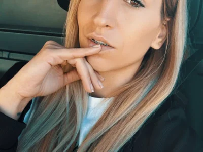 sofiah_ on StripChat