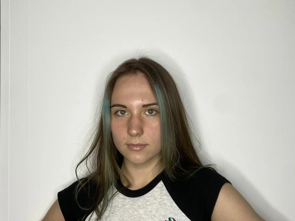 AmperaBlanco's Offline Chat Room