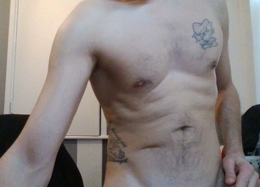 ukmaster1991 Adlı Modelin Çevrimdışı XXX Sohbeti