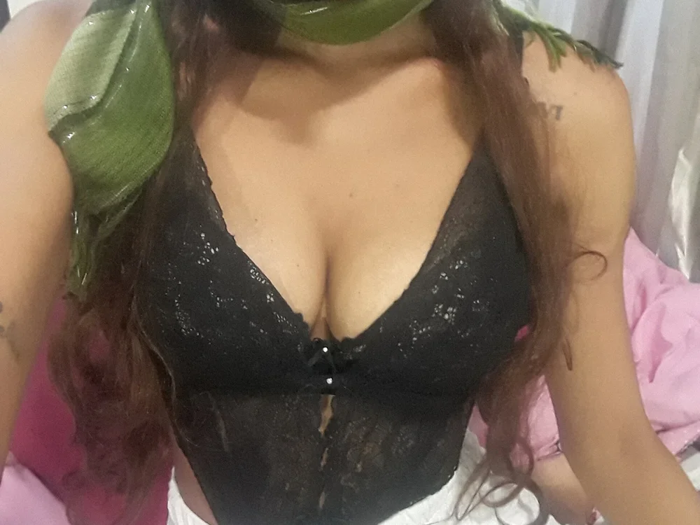ivycouple's Offline XXX Chat
