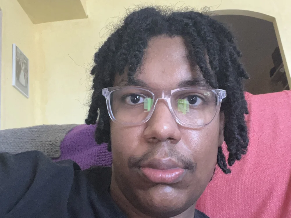 tomy_cal's Offline Chat Room
