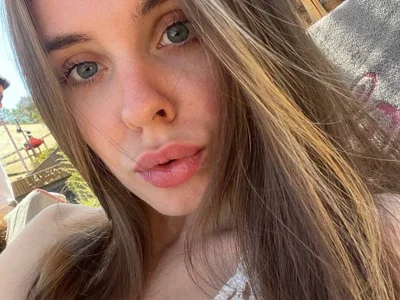 Alice_sexxxsirens profile