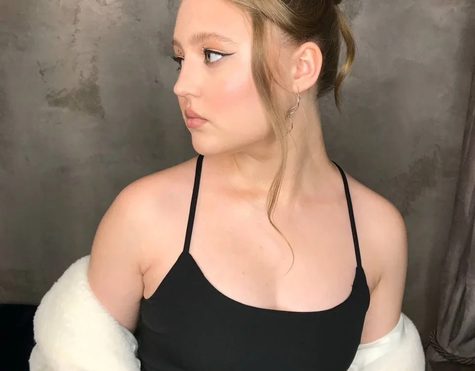 abbywyte's Offline Chat Room