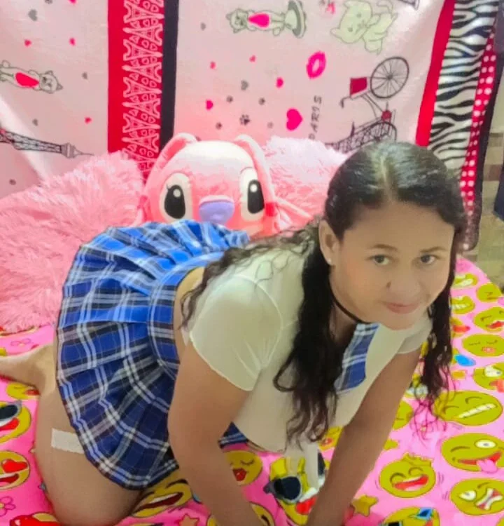 Milf_Fist's Offline Chat Room