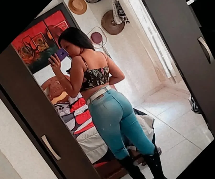 gisele_merchann's Offline XXX Chat