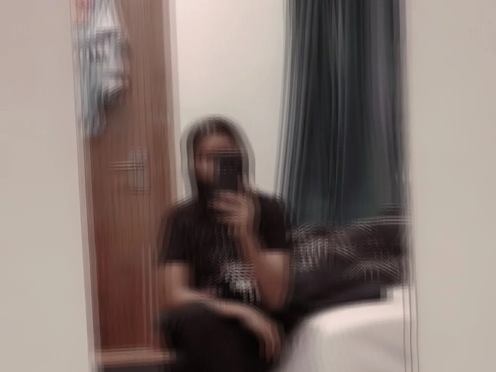 simran_rathore Obrolan XXX Offline