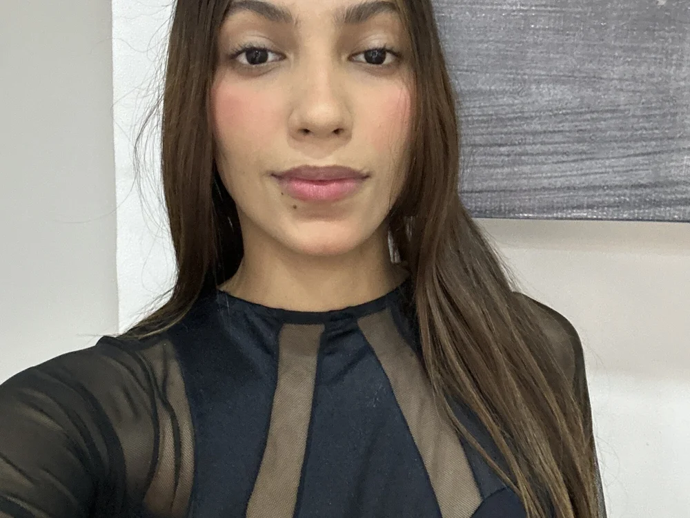 cami_model's Offline XXX Chat