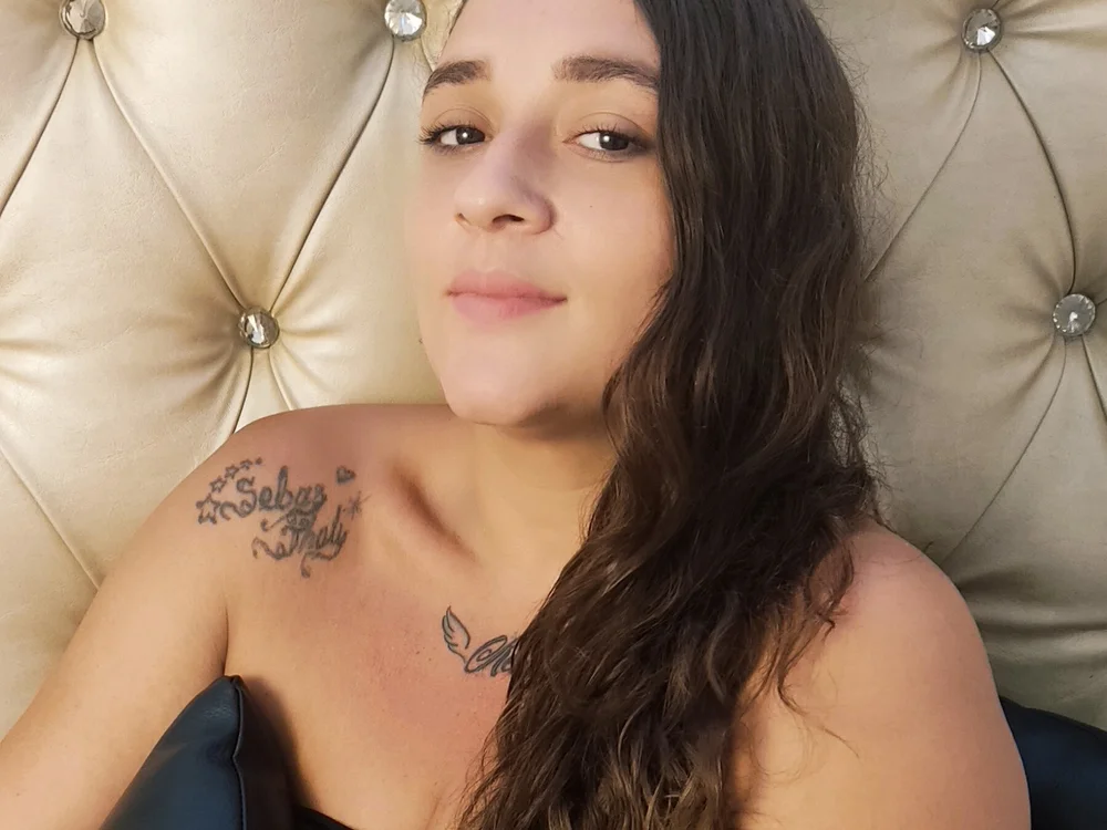 Offline chatovací místnost laurasex602
