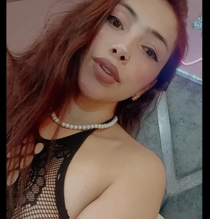 Roxan_Fox-のオフラインXXXチャット