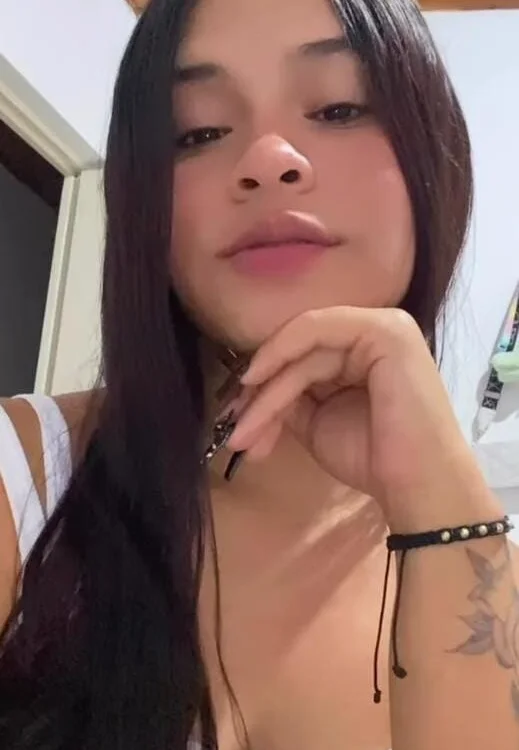 InnocentVibes 오프라인 XXX 채팅