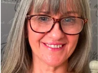 LILY-UK-MILF Live XXX Chat