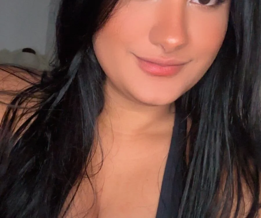 Daniela160301's Offline XXX Chat