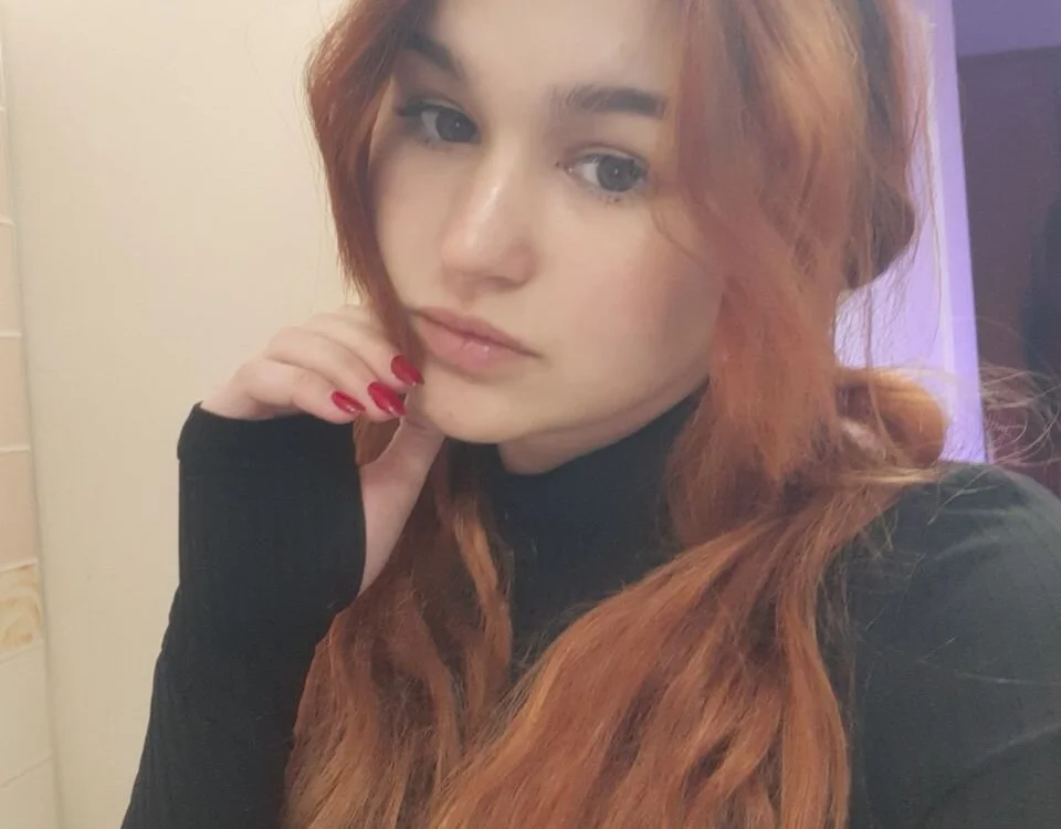 LaylaRiley's Offline Chat Room