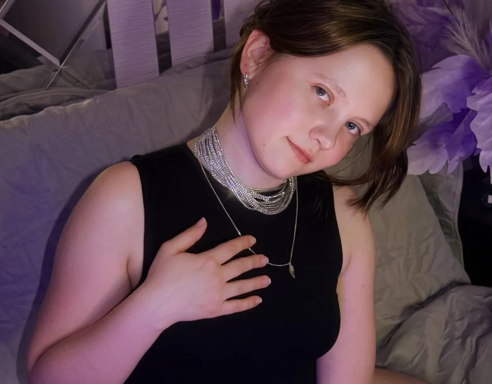 Kaya_Doll's most recent online preview