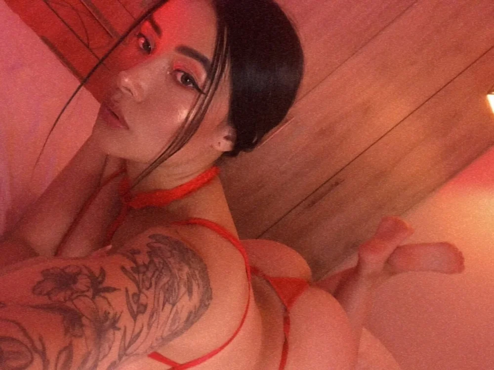 Kim_Vega1 offline XXX-chat