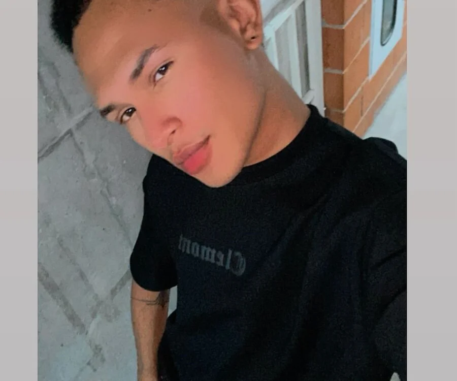 Blake-brown offline XXX-chat