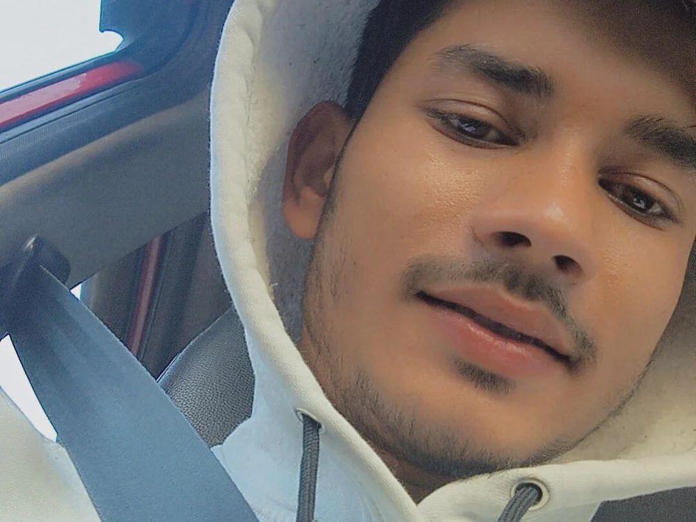 badaa_lund Adlı Modelin Çevrimdışı XXX Sohbeti