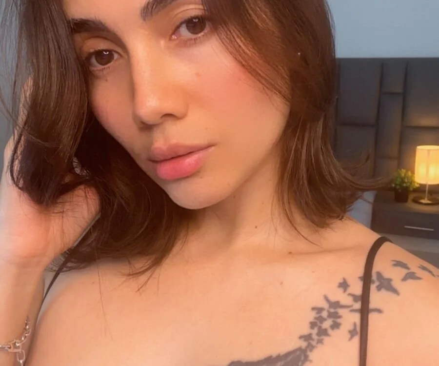 sara_ospinna Chat XXX Ngoại tuyến