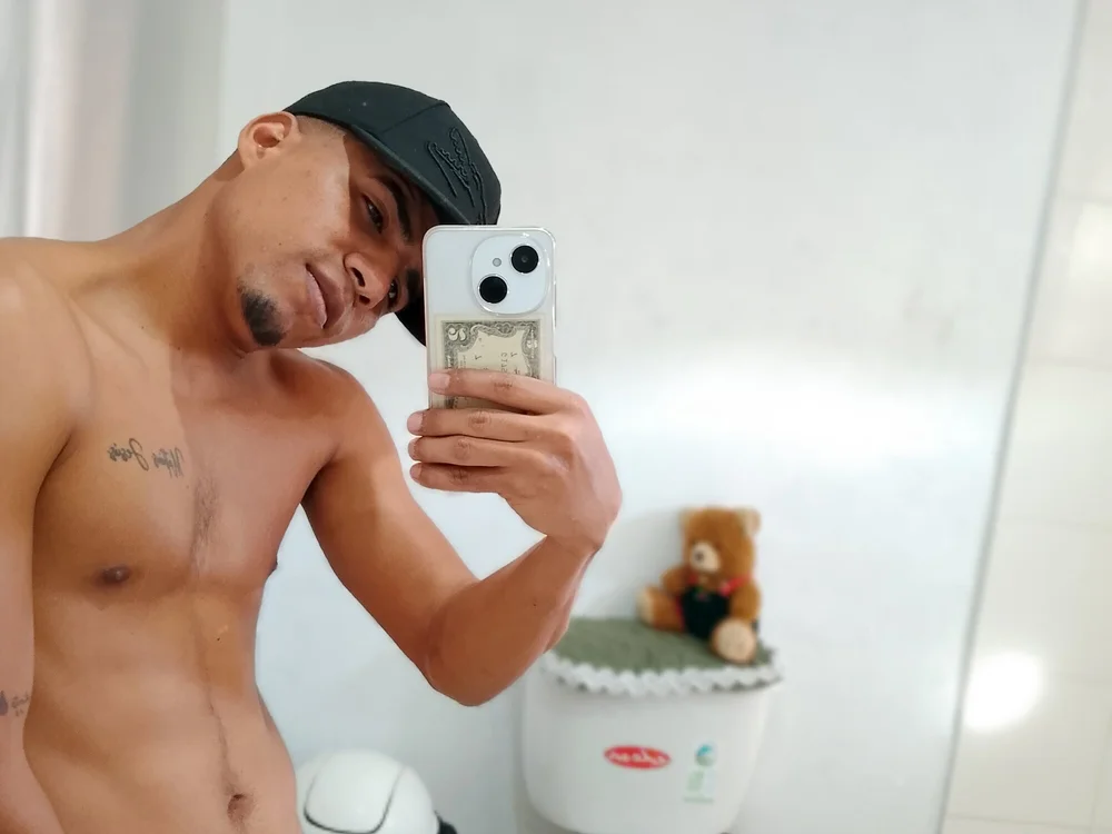 frankjesus2409's Offline XXX Chat