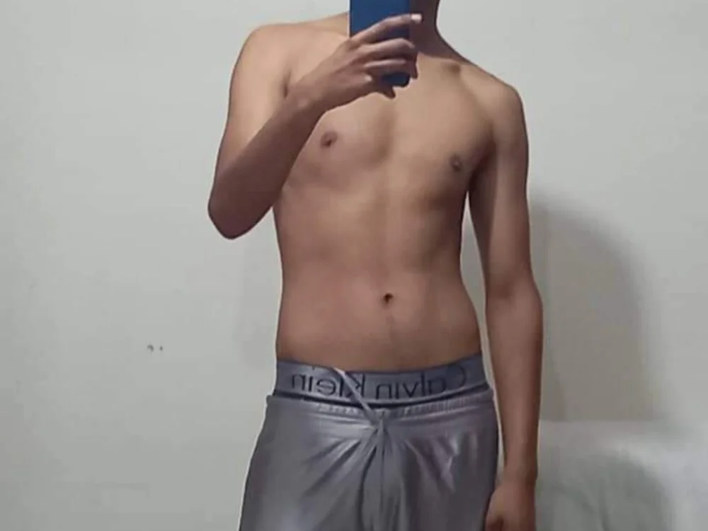 johan77esteban Offline XXX Chat