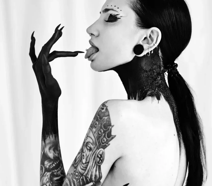 Alice_Specter's Offline XXX Chat