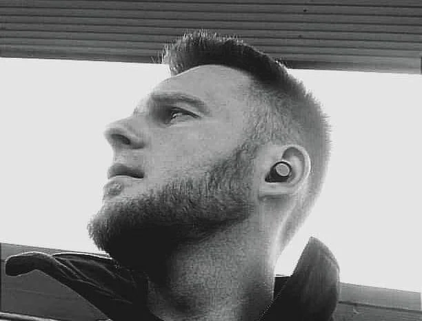 Datecwariatec – Offline XXX chat