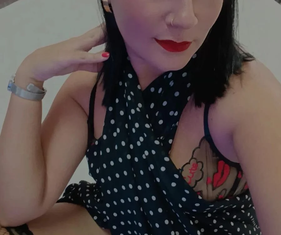 Sienarosewood Offline XXX-Chat