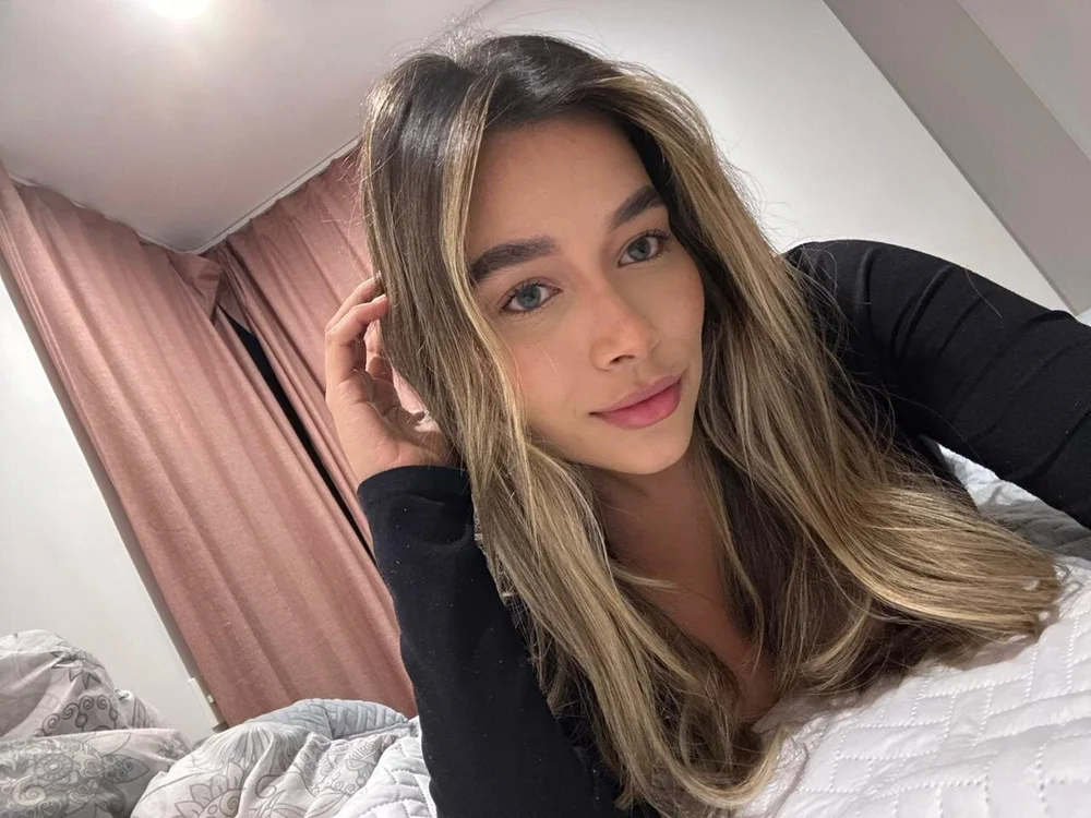 Offline chatovací místnost Bianca_Montclair