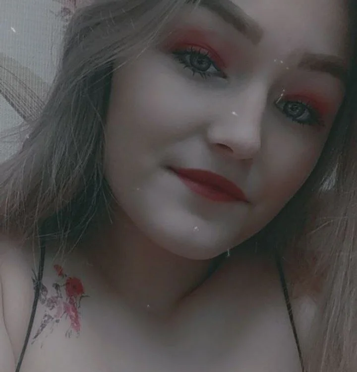 FrauBabes' Offline XXX Chat