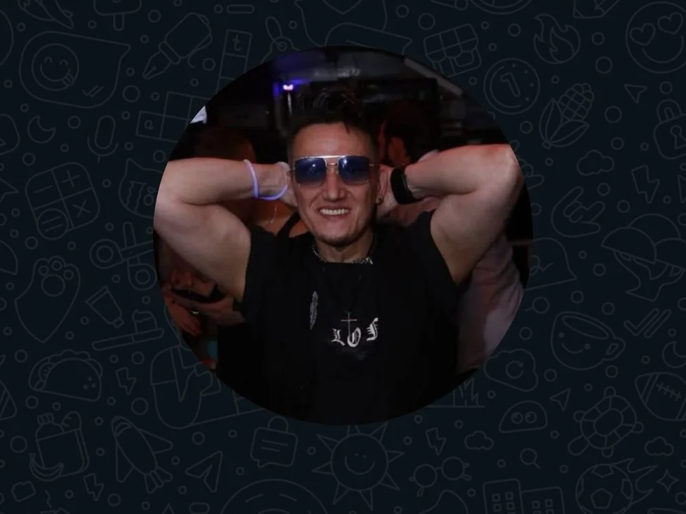 LeonX35's Offline Chat Room