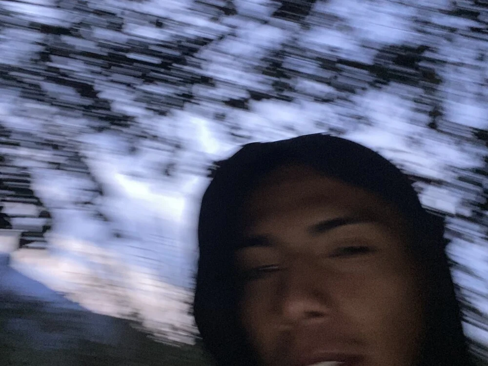 joseIsaac10's Offline XXX Chat