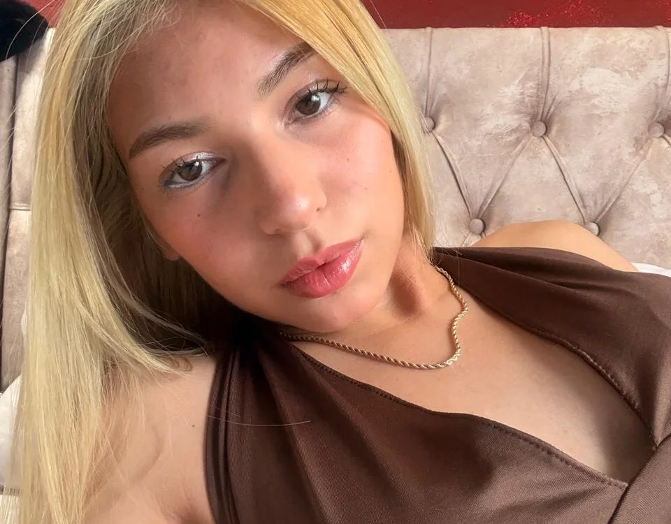 Winter_Girl_07's Offline XXX Chat
