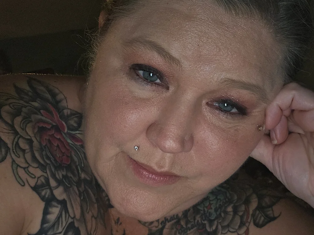 Thickalicious45 offline chatrum