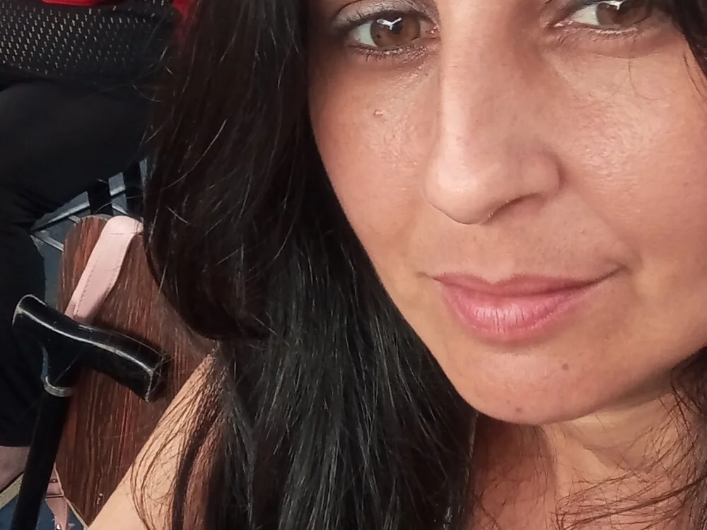 Dalia23 Chat XXX offline