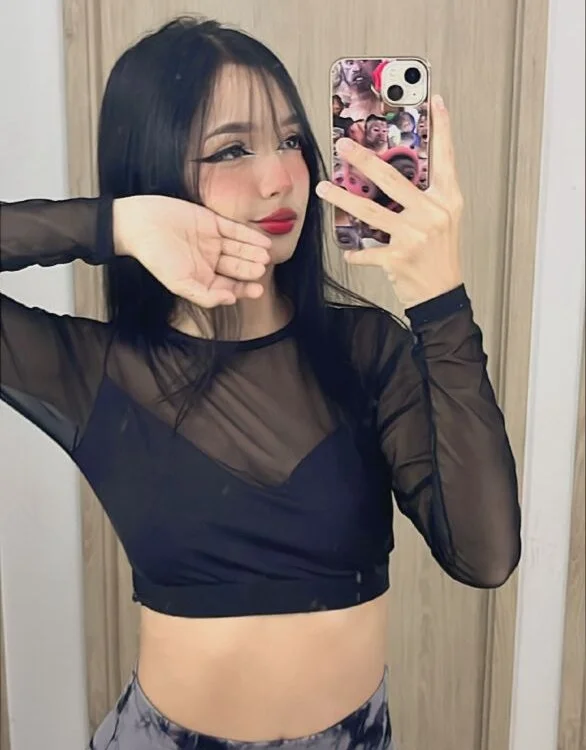 emily_dempsey Offline XXX-Chat