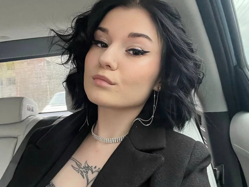 Alexa_angella offline chatrum
