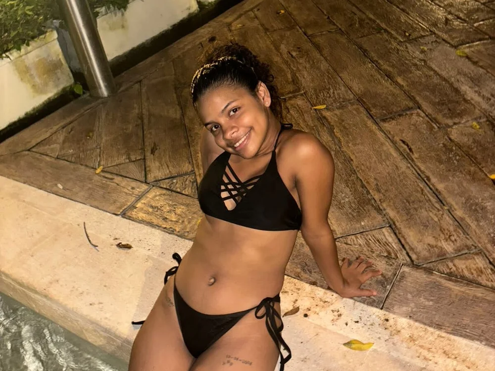 Monica_robles_のオフラインXXXチャット