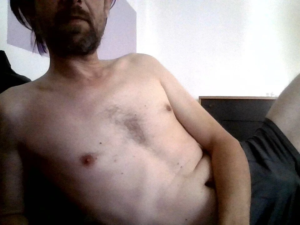 H50france Chat XXX offline