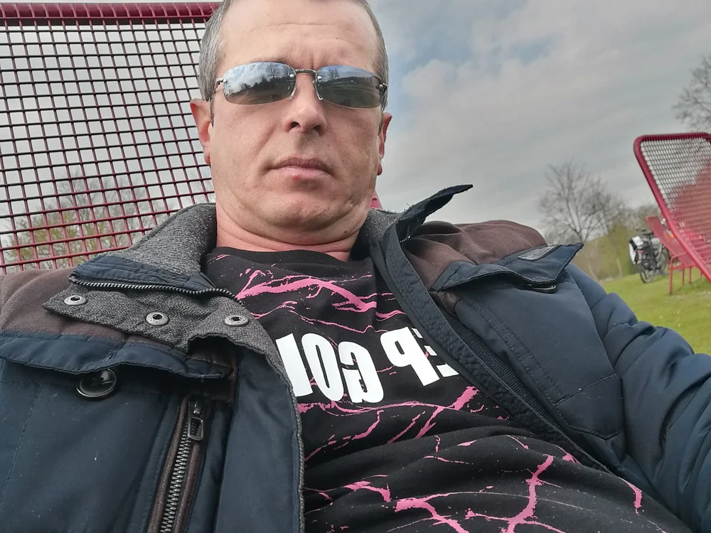 Veli882 Chat XXX Ngoại tuyến