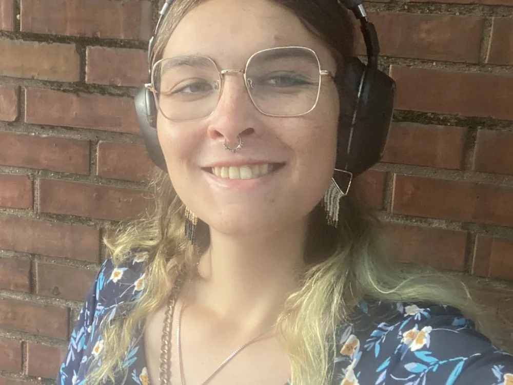 Figgirl319's Offline Chat Room