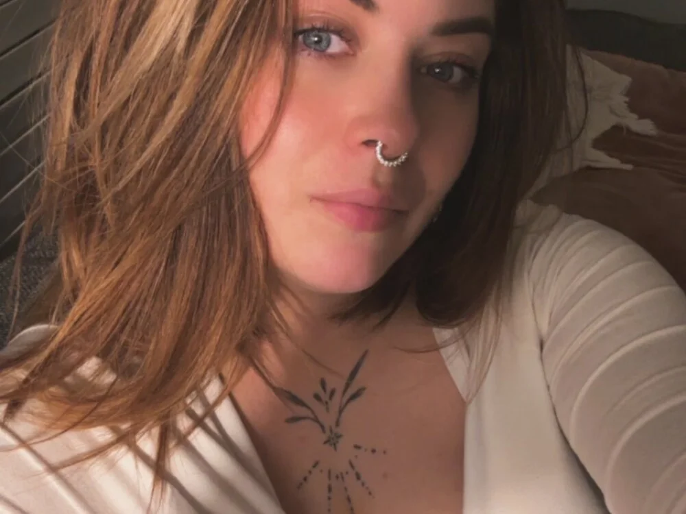 _naomidiz Chat XXX offline