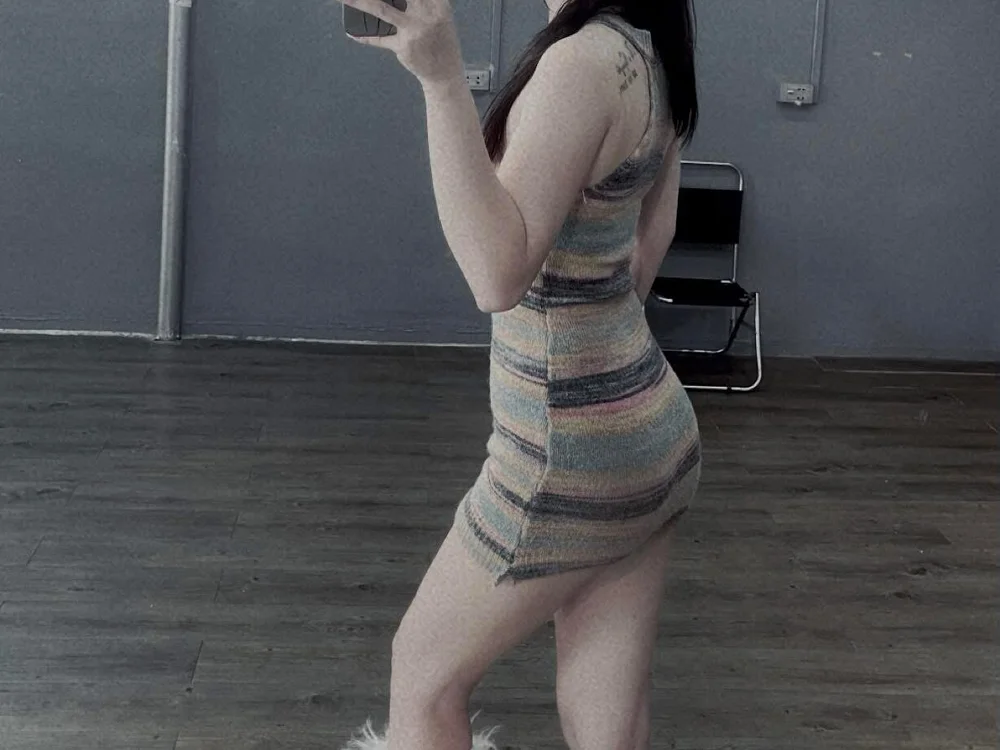 Victoria_mila cam model