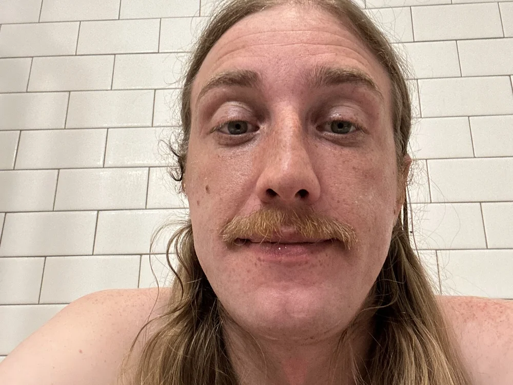 straightguy621's Offline Chat Room