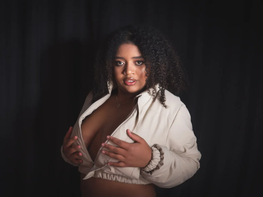 Natasha_rose__ Adlı Modelin Çevrimdışı XXX Sohbeti