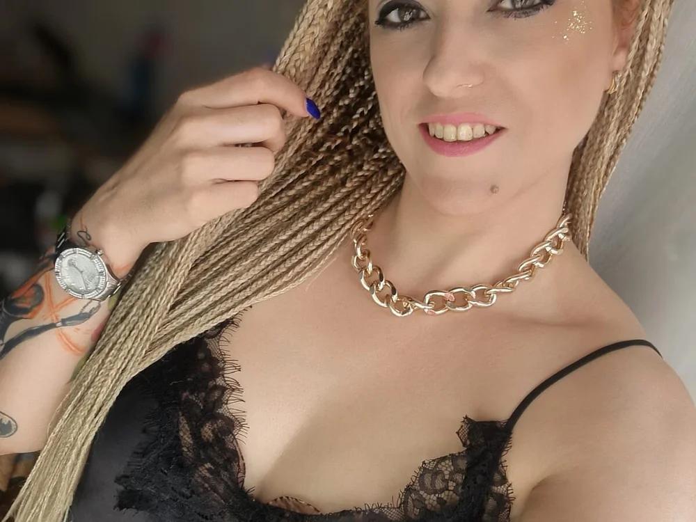luciagonz30 offline chatrum