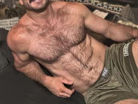 Furrybuffstuff's Offline XXX Chat