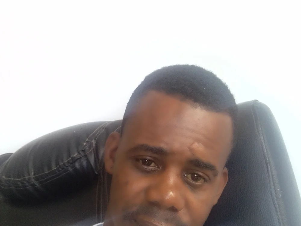 negro-89's Offline Chat Room