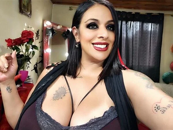 Chat +18 off-line de AlexaBigBoobss