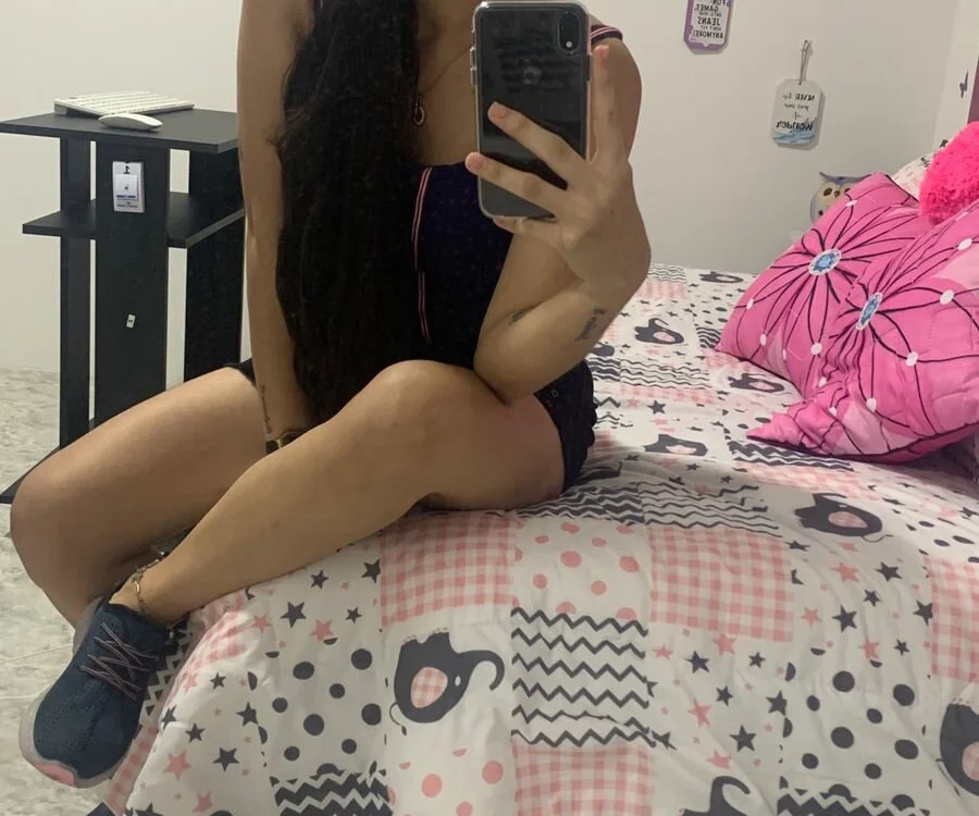 antonella_hothot's Offline XXX Chat